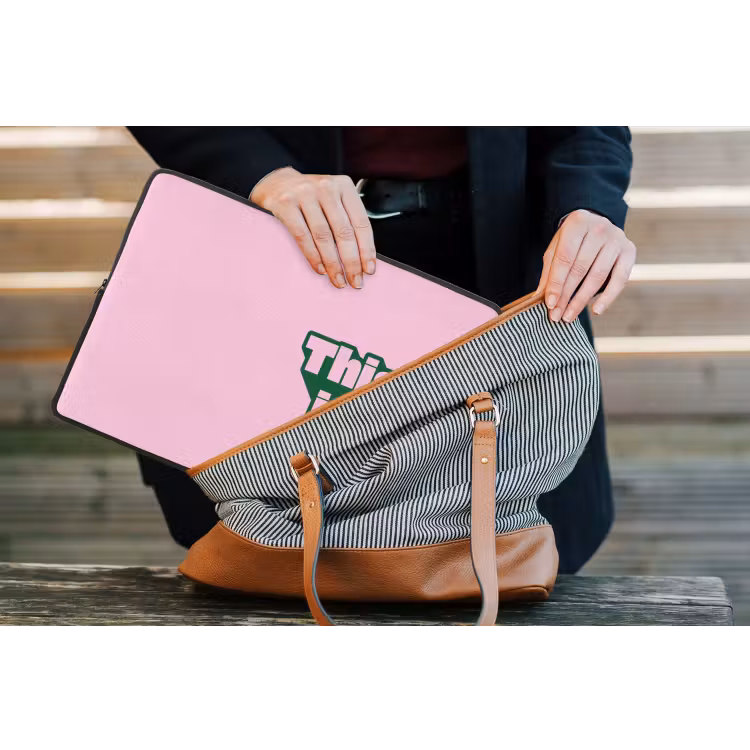 Groen - Teskt - This is art - Roze laptophoes neopreen klein -tas