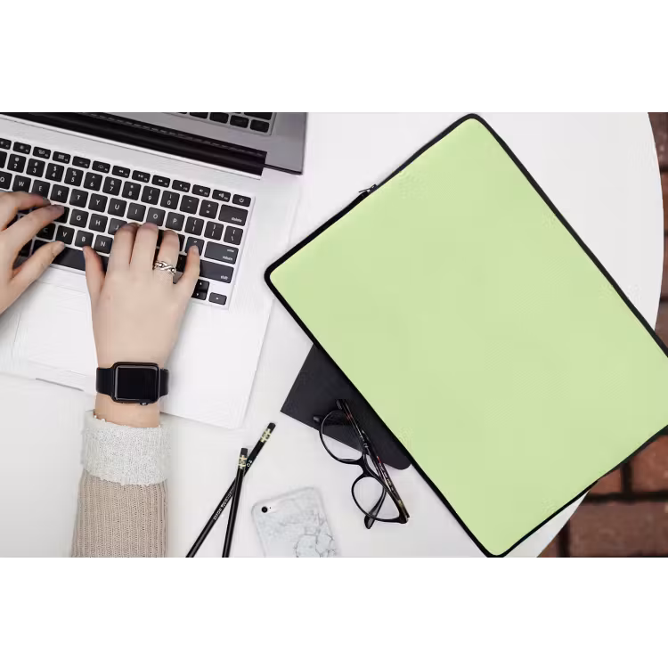 Light - Lime - Groen laptophoes neopreen klein 279 -bureau