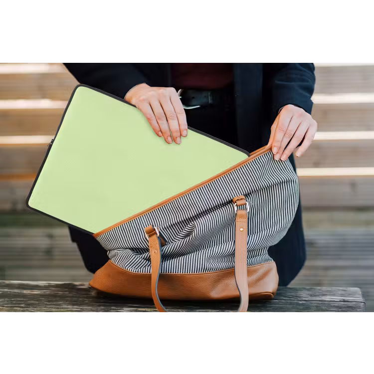 Light - Lime - Groen laptophoes neopreen klein 279 -tas