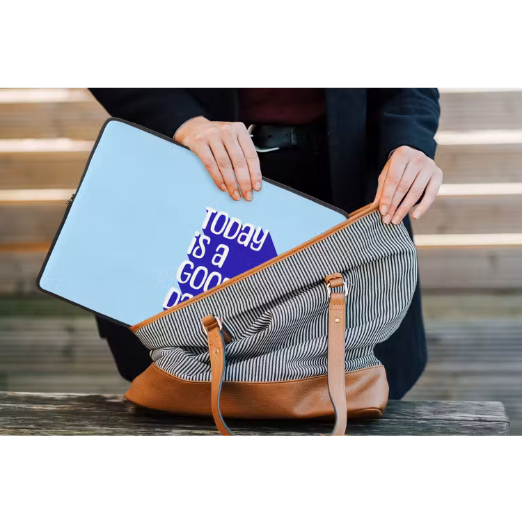 Today is a good day - Blauw - Schaduw laptophoes neopreen klein -tas