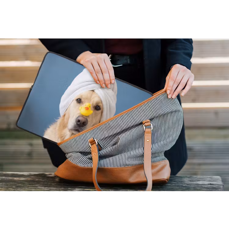 Hond - Badeend - Geel laptophoes neopreen klein -tas