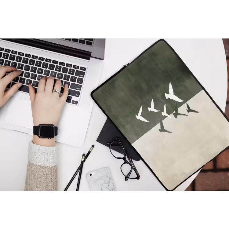 Japandi - Vogel - Groen laptophoes neopreen klein -bureau