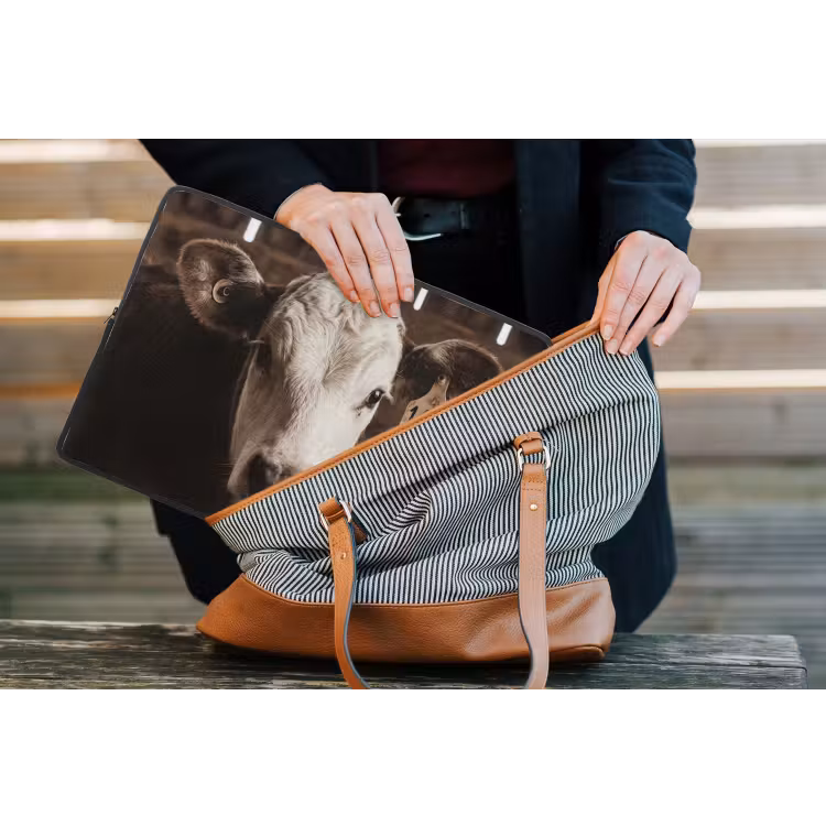Kalf - Oormerk - Houten stal laptophoes neopreen klein -tas