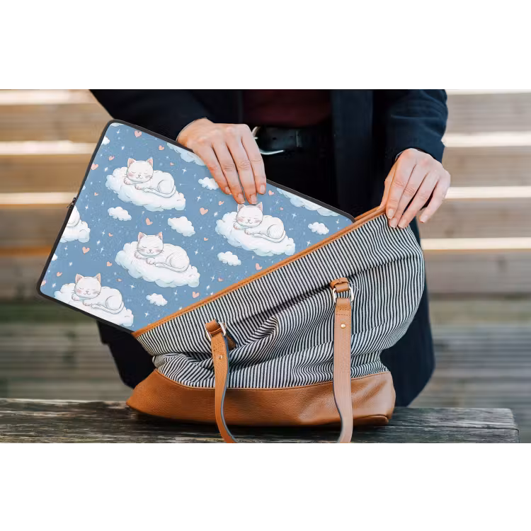 Kitten - Wolken - Blauw laptophoes neopreen klein 279 -tas
