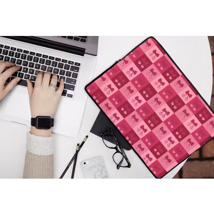 Kersen - Strikjes - Speels - Roze - Bordeaux laptophoes neopreen klein 279 -bureau