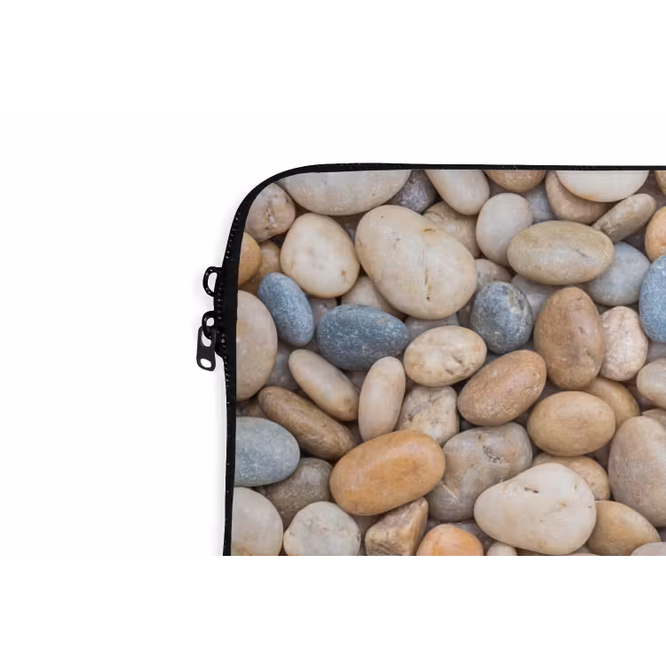 Kiezelstenen - Natuur - Textuur - Beige - Grijs laptophoes neopreen klein -detail