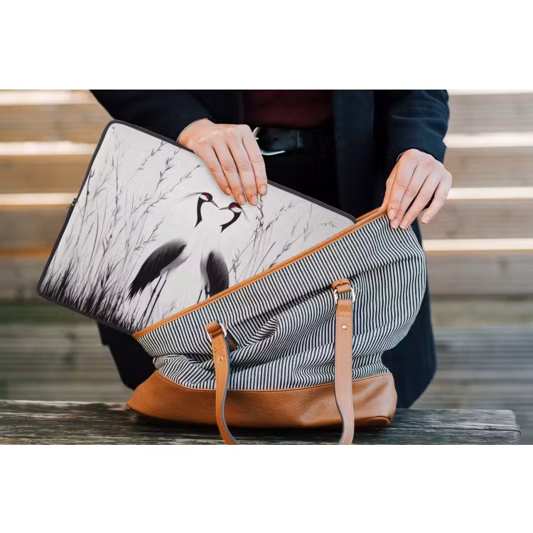 Kraanvogels - Gras - Hartvorm - Zwart laptophoes neopreen klein -tas