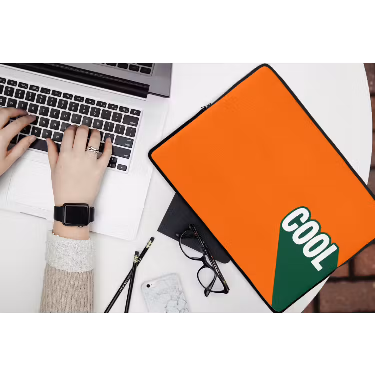 Cool - Oranje - Groen laptophoes neopreen klein -bureau