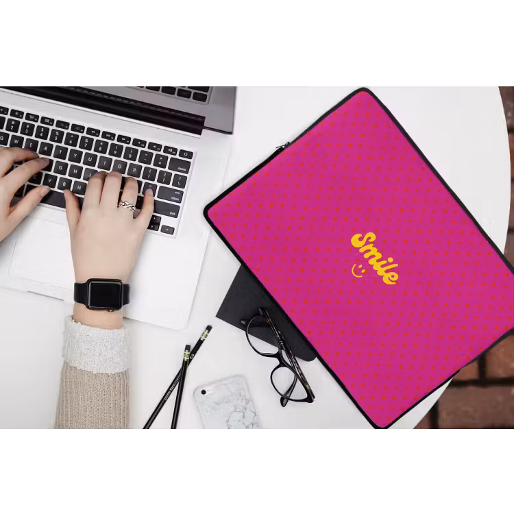 Smile - Stippen - Roze laptophoes neopreen klein -bureau