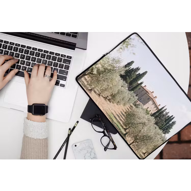 Laptop hülle - Landhaus – Olivenbaum – Obstgarten - Landhuis - olijfboom - gaard laptophoes neopreen klein