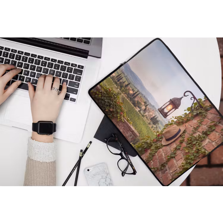 Lantaarn - Wijngaard - Landschap - Italiaans laptophoes neopreen klein -bureau