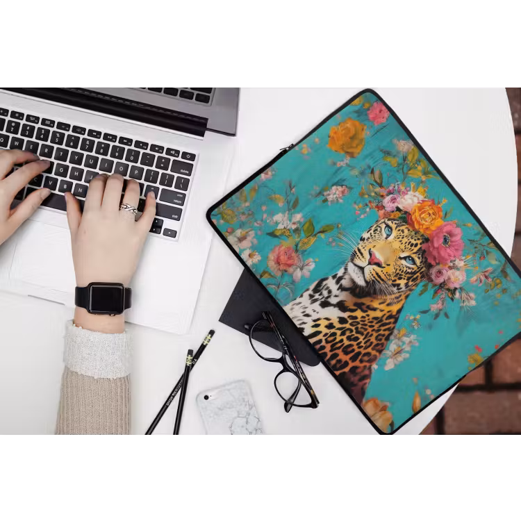 Luipaard - Bloemen - Kroon laptophoes neopreen klein -bureau