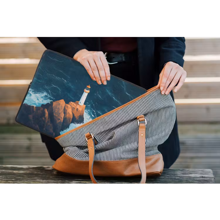 Vuurtoren - Rots - Zee - Golven laptophoes neopreen klein -tas