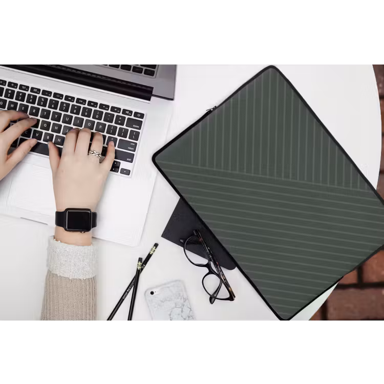 Lijnen - Abstract - Groen - Minimalistisch laptophoes neopreen klein -bureau