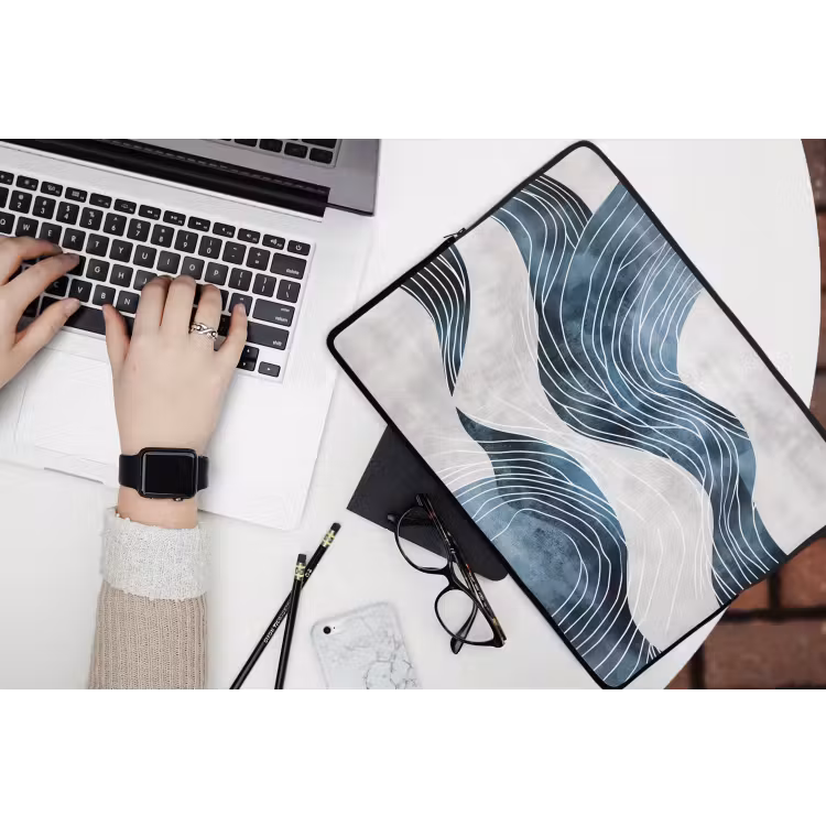 Lijnen - Golven - Abstract - Blauw laptophoes neopreen klein -bureau
