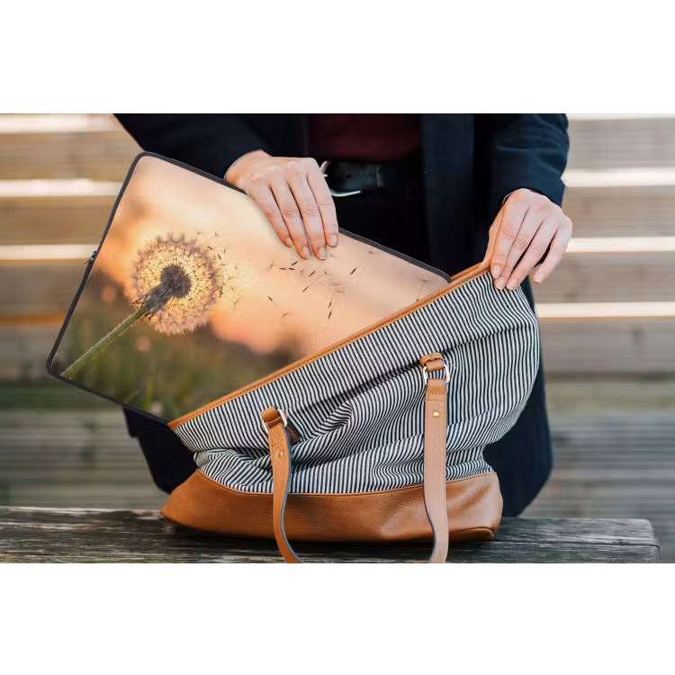 Paardenbloem - Zonsondergang - Veld laptophoes neopreen klein -tas
