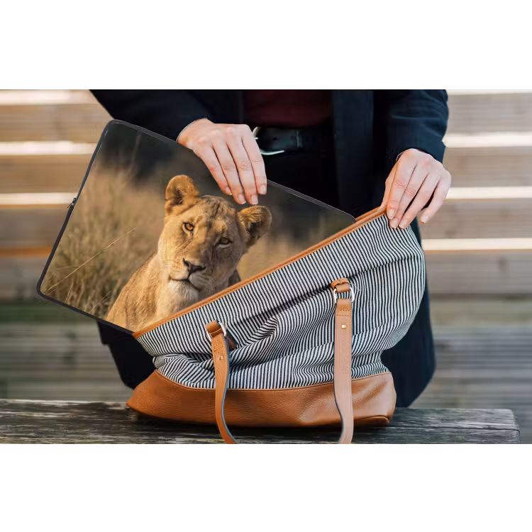 Leeuwin - Gras - Geel laptophoes neopreen klein -tas