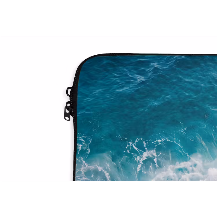 Zee - Golf - Strand - Natuur - Blauw laptophoes neopreen klein -detail