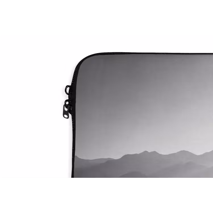 Mens - Kameel - Zandduin - Natuur - Monochroom laptophoes neopreen klein -detail