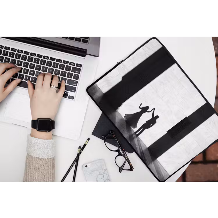 Mensen - Schaduw - Dans - Zwart-wit - Liefde laptophoes neopreen klein -bureau