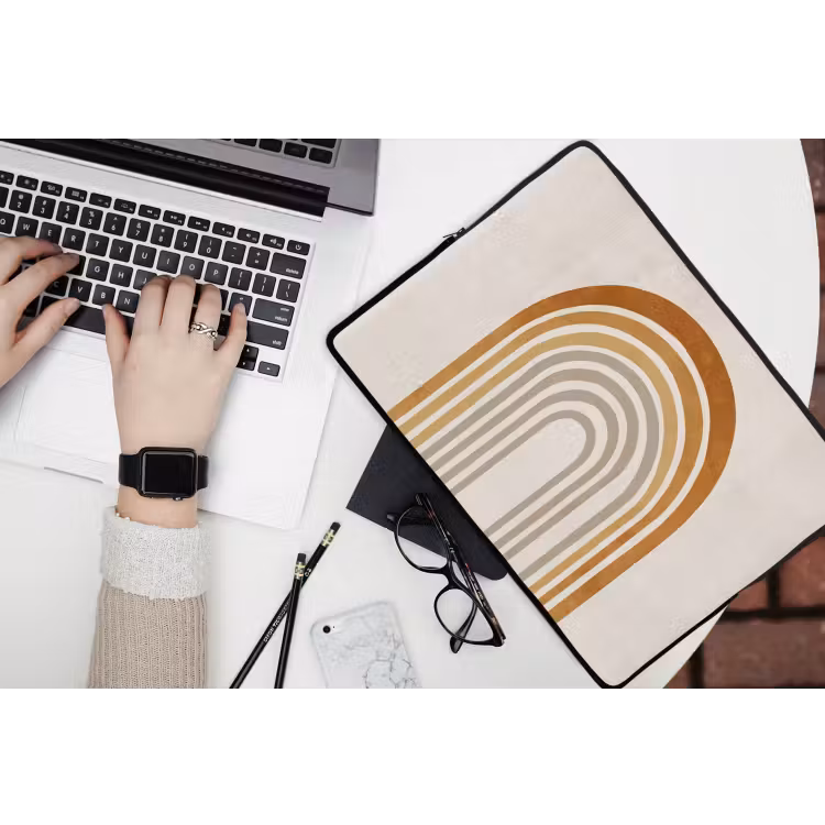 Minimalistisch - Boog - Lijnen - Beige laptophoes neopreen klein -bureau