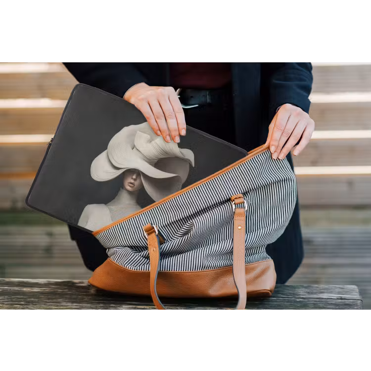 Modern - Vrouw - Hoed laptophoes neopreen klein -tas