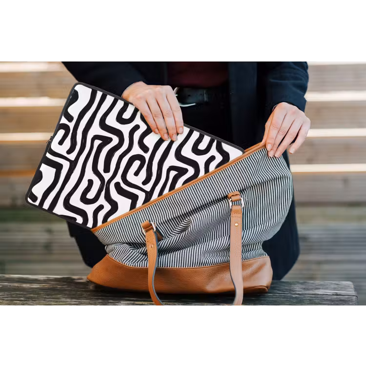 Modern - Lijnen - Zwart laptophoes neopreen klein 279 -tas