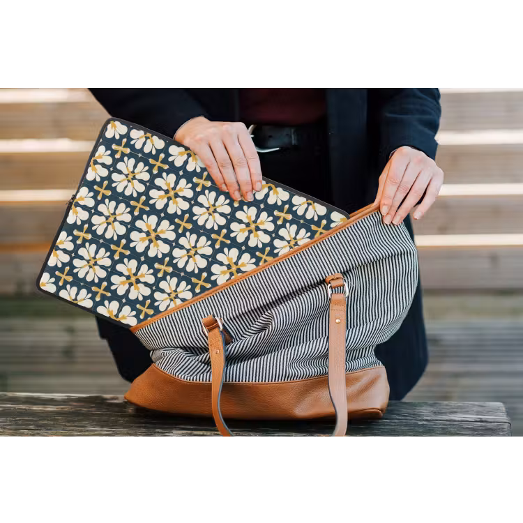 Motief - Tegel - Okergeel laptophoes neopreen klein 279 -tas