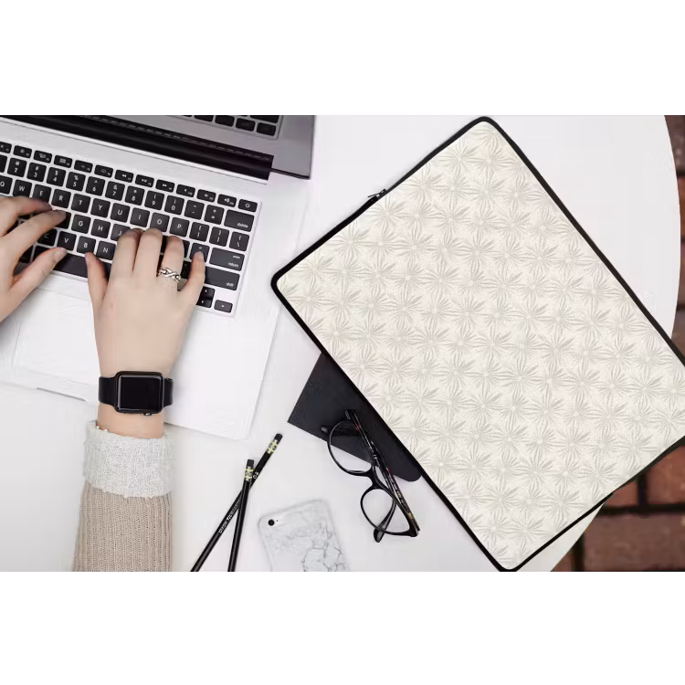 Patroon - Bloemen - Beige laptophoes neopreen klein 279 -bureau