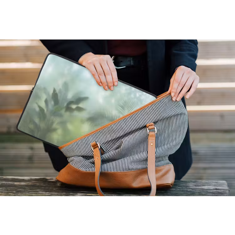 Natuur - Vervaagd - Groen - Abstract - Modern laptophoes neopreen klein -tas