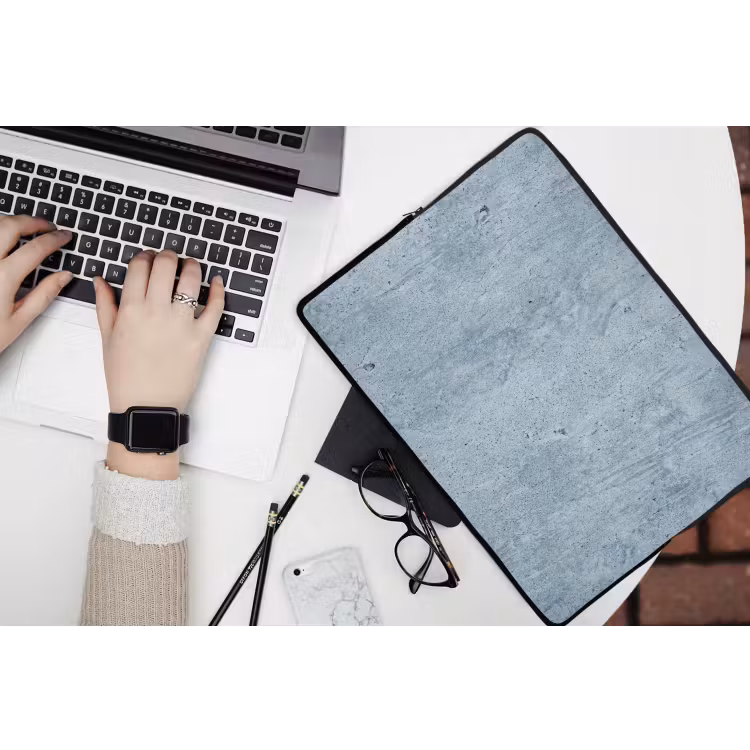 Oppervlak - Ruw - Abstract - Modern - Grijs laptophoes neopreen klein -bureau