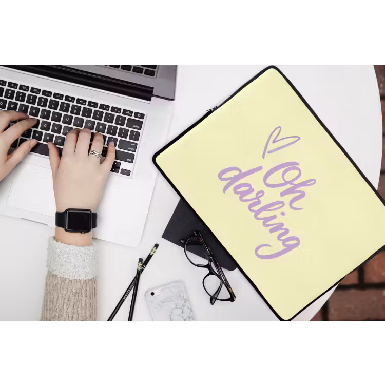 Oh darling - Geel - Hart laptophoes neopreen klein -bureau
