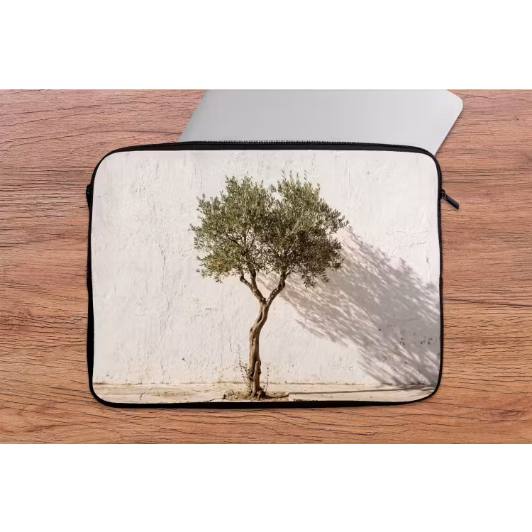 Laptop hülle - Olivenbaum – Wand – weiß - Olijfboom - muur - wit laptophoes neopreen klein