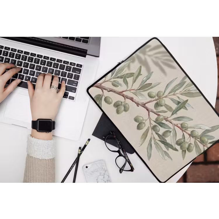 Olijftak - Bladeren - Natuur - Groen - Beige laptophoes neopreen klein -bureau