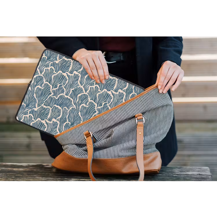Organisch - Blauw - Crème - Schelpen laptophoes neopreen klein 279 -tas