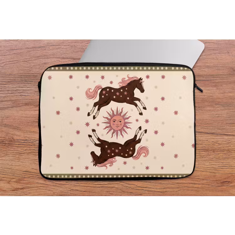 Paard - Zon - Mystiek - Illustratie - Roze laptophoes neopreen klein -tafel