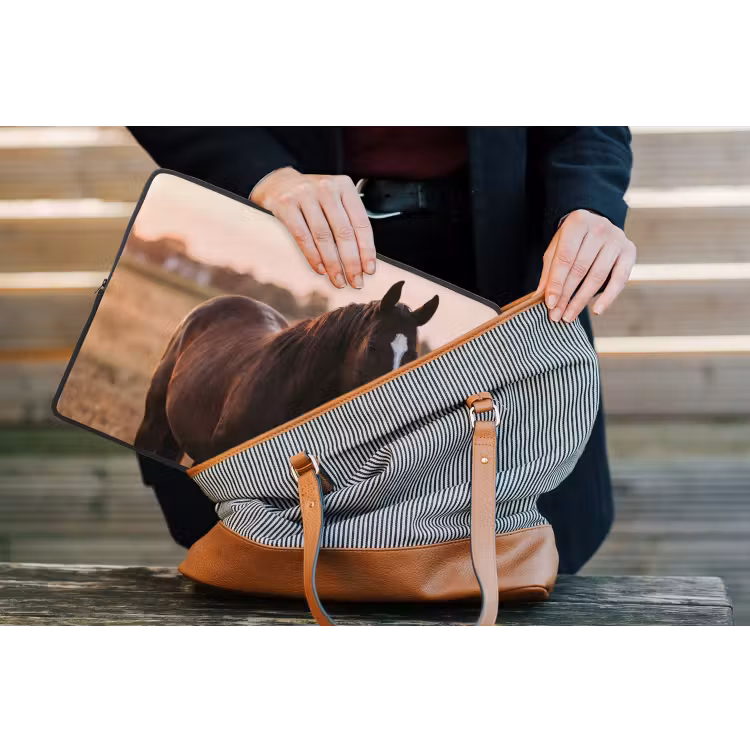 Paard - Zonsondergang - Bruin laptophoes neopreen klein -tas