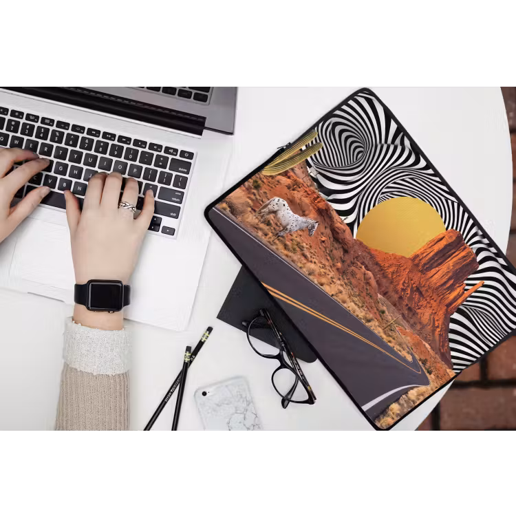 Laptop hülle - Pferd – Wüste – Natur - Paard - Woestijn - Natuur laptophoes neopreen klein