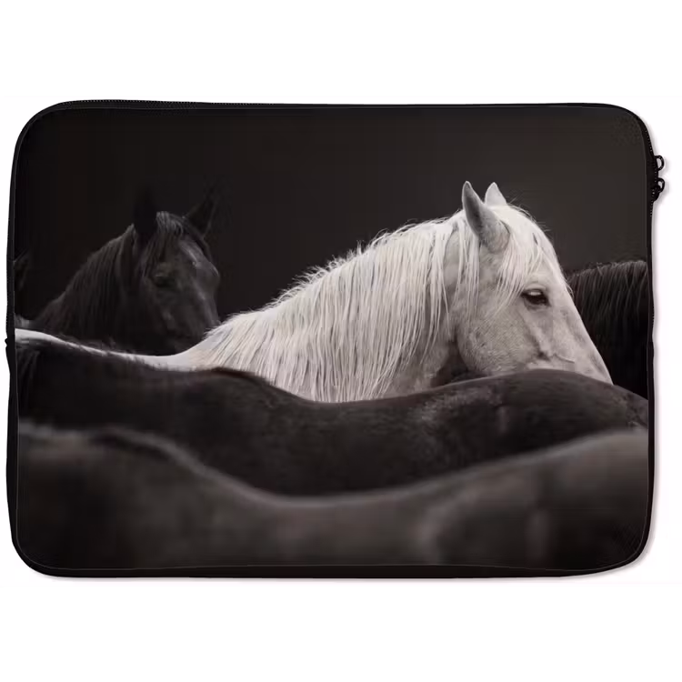 Paarden - Zwart - Wit - Kudde laptophoes neopreen klein -zkaufland3dotto