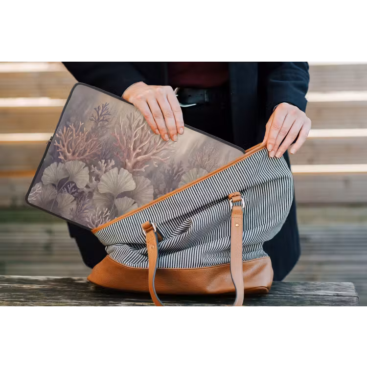 Plant - Bladeren - Zee - Illustratie - Groen laptophoes neopreen klein -tas