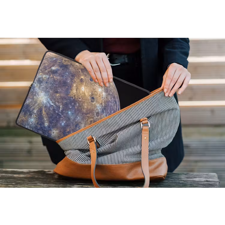 Laptop hülle - Planet – Krater – Weltraum - Planeet - Kraters - Ruimte laptophoes neopreen klein