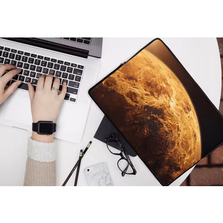 Laptop hülle - Planet – Weltraum – Orange - Planeet - Ruimte - Oranje laptophoes neopreen klein