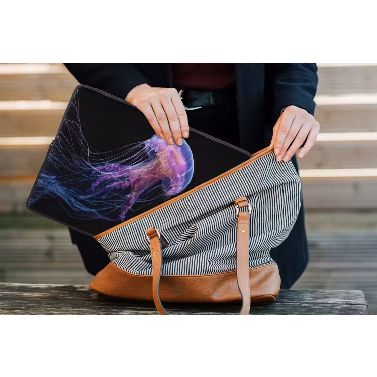 Kwal - Doorzichtig - Roze - Tentakels laptophoes neopreen klein -tas