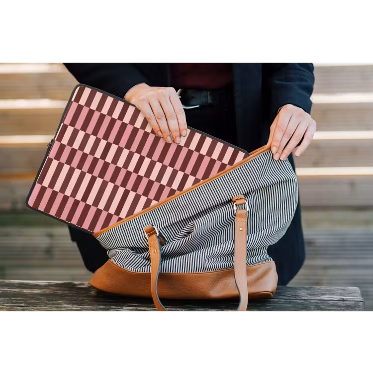 Roze - Rood - Blokjes laptophoes neopreen klein 279 -tas