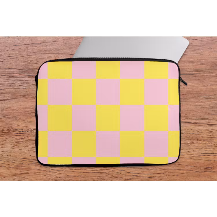 Schaakbord patroon - Geel - Roze - Blokjes laptophoes neopreen klein -tafel