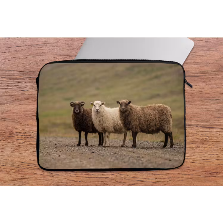 Schapen - Bruin - Wit - Grindpad laptophoes neopreen klein -tafel