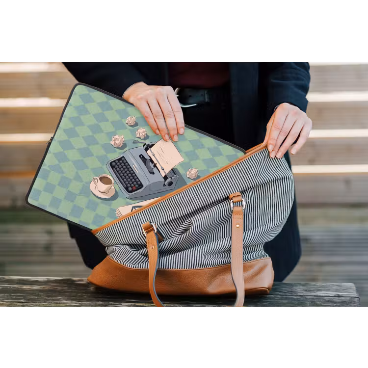 Typemachine - Kantoor - Vintage - Illustratie - Groen laptophoes neopreen klein -tas