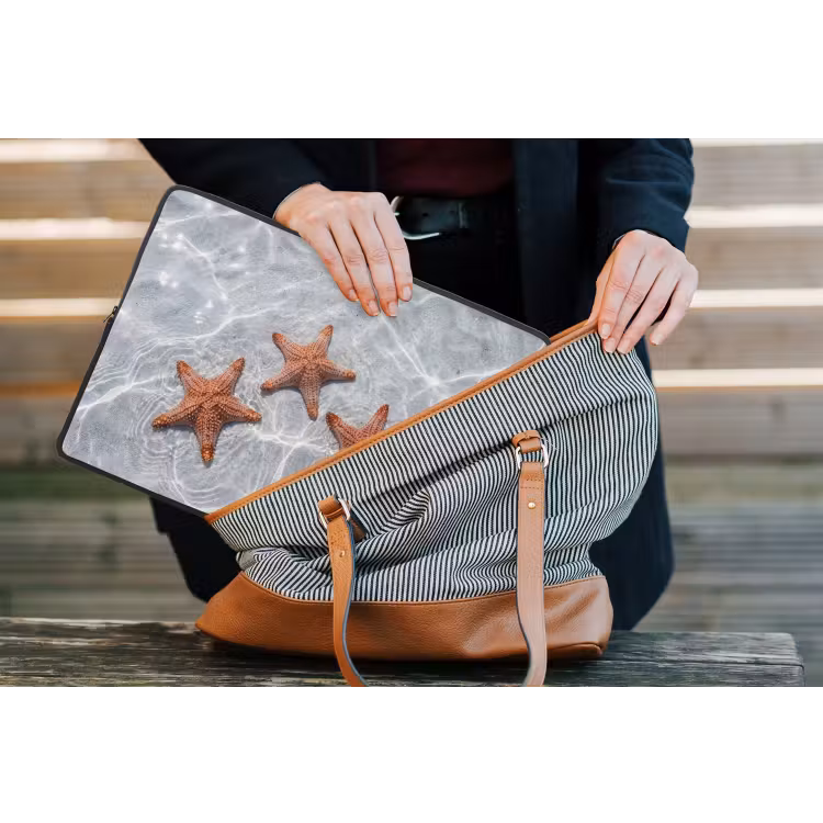 Zeesterren - Water - Helder laptophoes neopreen klein -tas