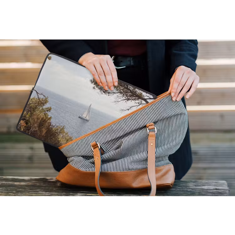 Laptop hülle - Segelboot – Bäume – Wasser - Zeilboot - bomen - water laptophoes neopreen klein
