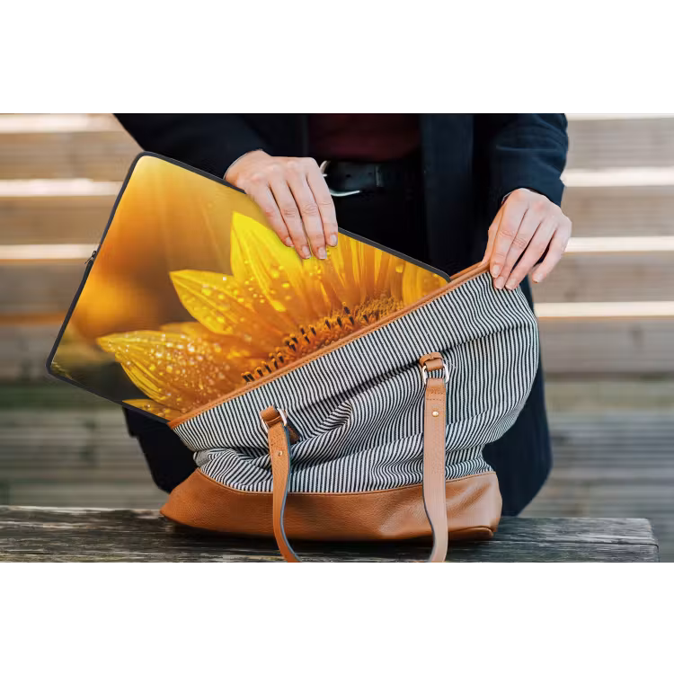Zonnebloem - Dauwdruppels - Geel - Zonlicht laptophoes neopreen klein -tas
